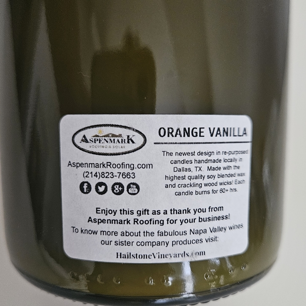 NWOT HAILSTORM VINEYARDS Napa Valley Wine Bottle Scented Soy Candle | SZ 3.5"W - Picture 4 of 6